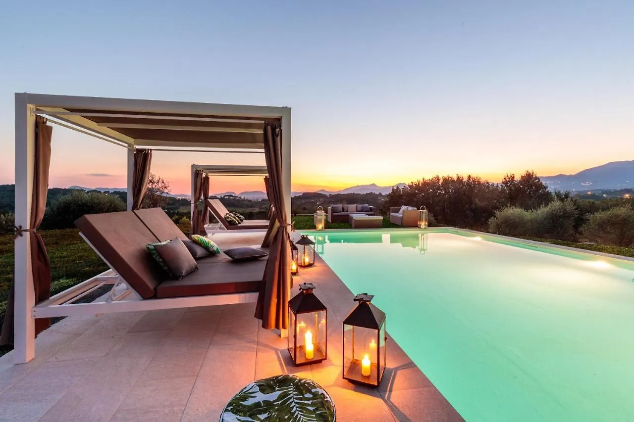 Lose The World. Find Yourself. Villa Duemani, 8 Bedrooms, Panoramic Pool & Spa 卡潘诺里 意大利