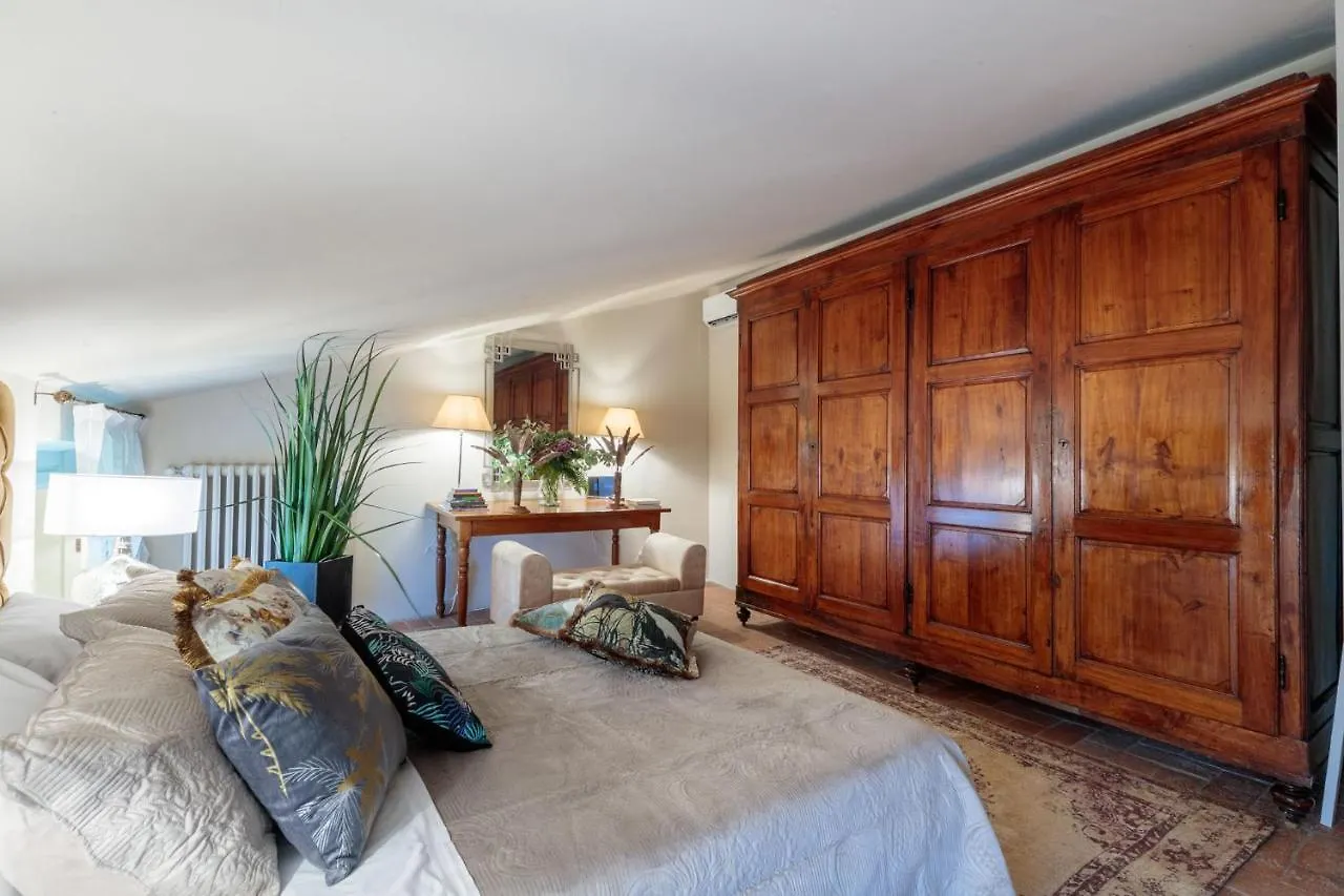 Lose The World. Find Yourself. Villa Duemani, 8 Bedrooms, Panoramic Pool & Spa 卡潘诺里